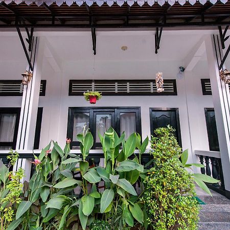 Sok San Villa Battambang Exterior photo